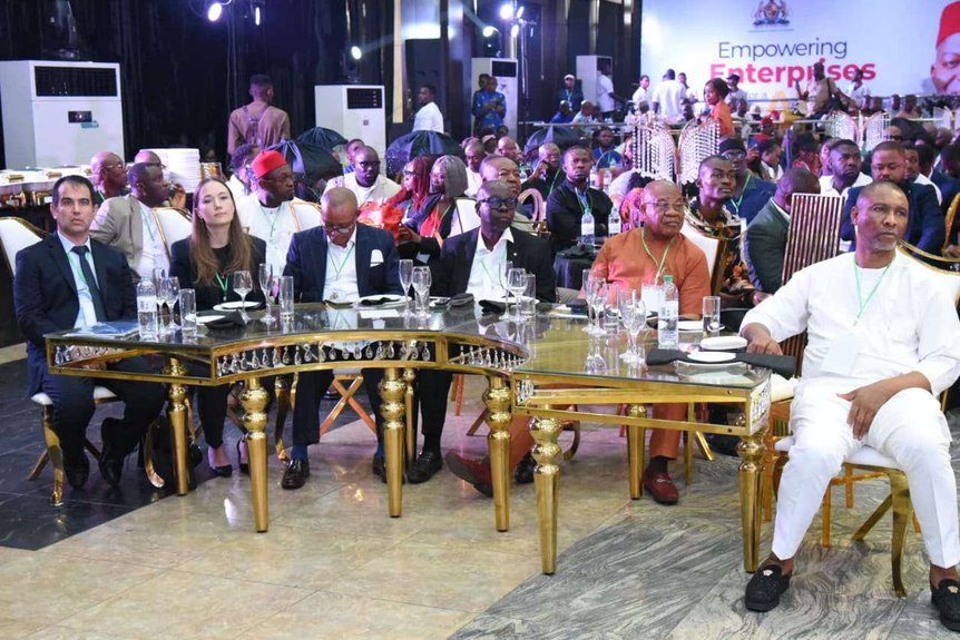 [PHOTOS] Otti Unveils Business Roundtable to Deepen Private Sector Partnership in Abia